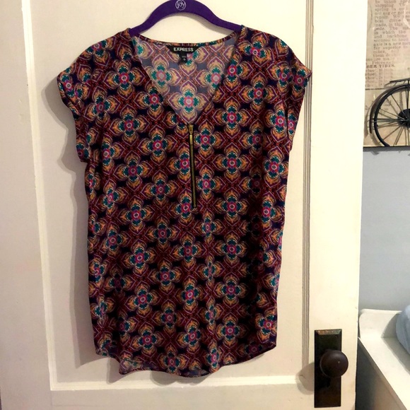 Short sleeved cute blouse from the Express - Picture 1 of 4